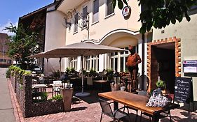 Hotel und Restaurant zum Hirschen